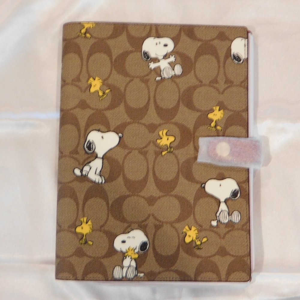 Coach X Peanuts Notebook In Signature Canvas With Snoopy Woodstock Print